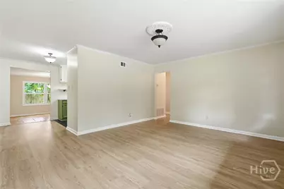 27 Sidney Drive, Savannah, GA 31406 - Photo 9