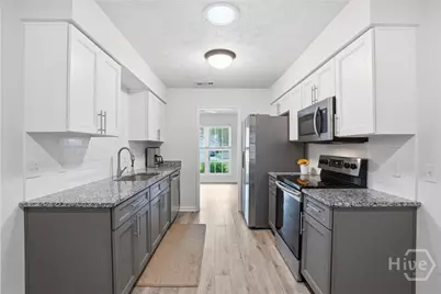 7 Goldfinch Court W, Savannah, GA 31419 - Photo 5