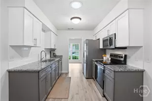 7 Goldfinch Ct W, Savannah, GA 31419 - Photo 5