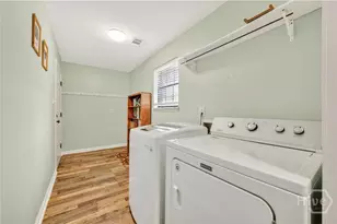 201 Blue Heron Dr, Savannah, GA 31410 - Photo 9