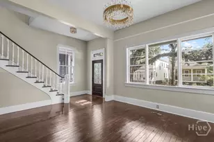 221 W 39th St, Savannah, GA 31401 - Photo 11