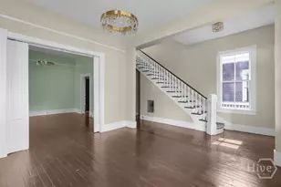 221 W 39th St, Savannah, GA 31401 - Photo 13