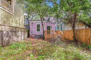 221 W 39th St, Savannah, GA 31401 - Photo 57