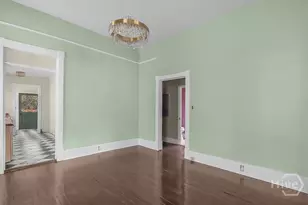 221 W 39th St, Savannah, GA 31401 - Photo 21