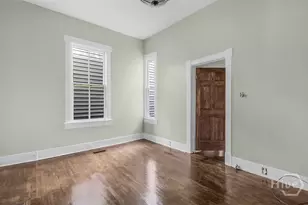 221 W 39th St, Savannah, GA 31401 - Photo 41
