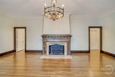 302 E 46th Street, Savannah, GA 31405 - Photo 11