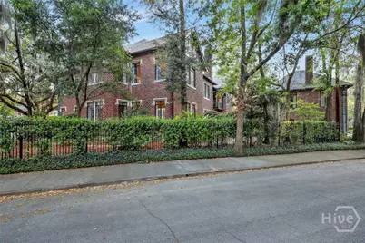 302 E 46th Street, Savannah, GA 31405 - Photo 5