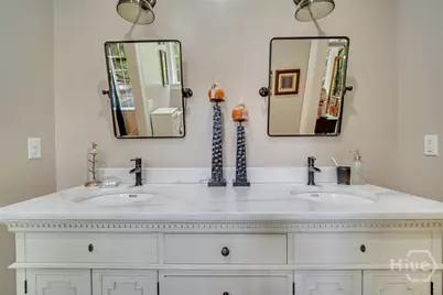 302 E 46th Street, Savannah, GA 31405 - Photo 57