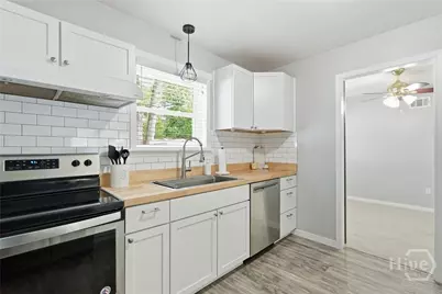 26 Merrydell Drive, Savannah, GA 31419 - Photo 13