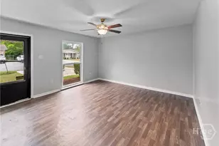 320 W Whatley St, Pooler, GA 31322 - Photo 9