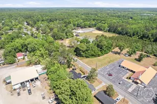 345 W Poplar St, Jesup, GA 31545 - Photo 27