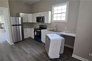 114 Adair St, Savannah, GA 31404 - Photo 5