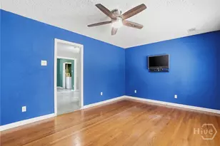 2009 E 57th St, Savannah, GA 31404 - Photo 5