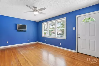 2009 E 57th Street, Savannah, GA 31404 - Photo 7