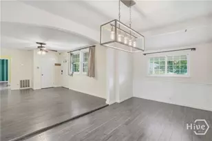 202 Inglewood Dr, Savannah, GA 31406 - Photo 19