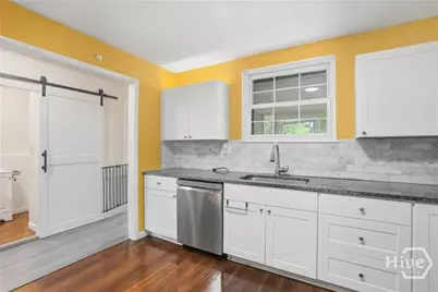202 Inglewood Drive, Savannah, GA 31406 - Photo 27