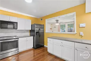 202 Inglewood Dr, Savannah, GA 31406 - Photo 25