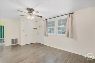 202 Inglewood Dr, Savannah, GA 31406 - Photo 17