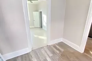 2604 Jefferson St, Savannah, GA 31401 - Photo 3