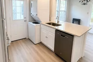 2604 Jefferson St, Savannah, GA 31401 - Photo 5