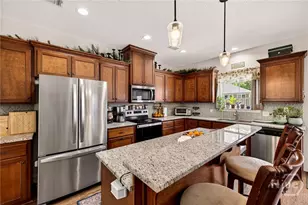 408 Fairview Cir, Hinesville, GA 31313 - Photo 13