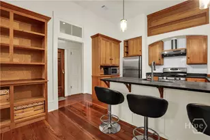 217 E Bolton St, Savannah, GA 31401 - Photo 21