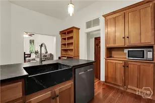 217 E Bolton St, Savannah, GA 31401 - Photo 19