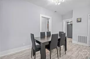 1002 W 52nd St, Savannah, GA 31405 - Photo 7