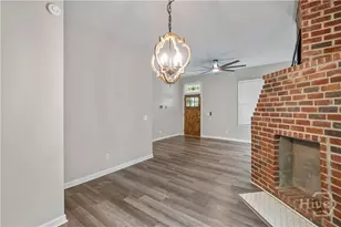 1309 E 33rd St, Savannah, GA 31404 - Photo 9