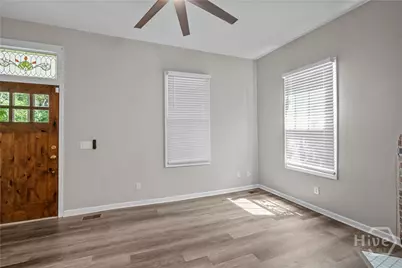 1309 E 33rd Street, Savannah, GA 31404 - Photo 5