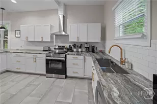 1309 E 33rd St, Savannah, GA 31404 - Photo 11