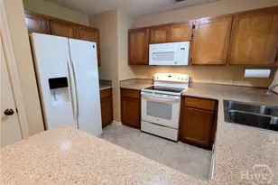 239 Bordeaux Ln, Savannah, GA 31419 - Photo 7