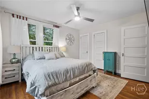 332 E 56th St, Savannah, GA 31405 - Photo 15