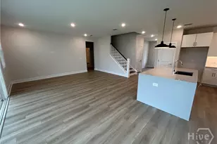182 Mage St, Savannah, GA 31302 - Photo 7