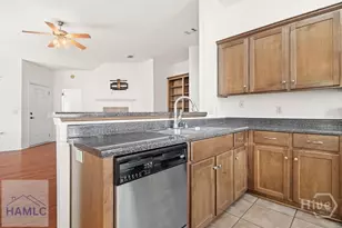401 Barry McCaffrey Blvd, Hinesville, GA 31313 - Photo 9
