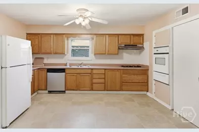11 Keystone Drive, Savannah, GA 31406 - Photo 25