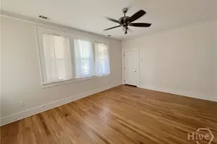 19 W 50th St, Savannah, GA 31405 - Photo 7