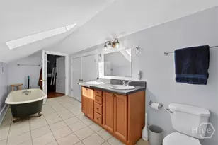 1902 Barnard St, Savannah, GA 31401 - Photo 37