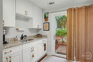 2 Hawkins Ln, Savannah, GA 31411 - Photo 23