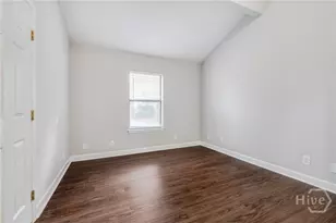 122 A Smith Ave, Savannah, GA 31408 - Photo 17
