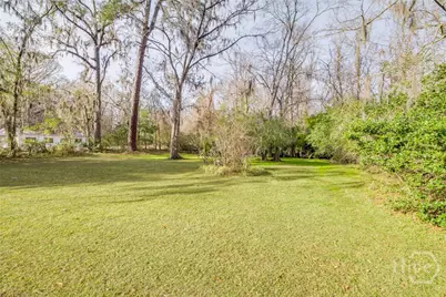 122 B, C Smith Avenue, Savannah, GA 31408 - Photo 43