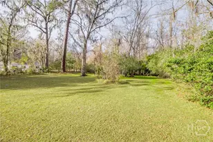 122 B C Smith Ave, Savannah, GA 31408 - Photo 43