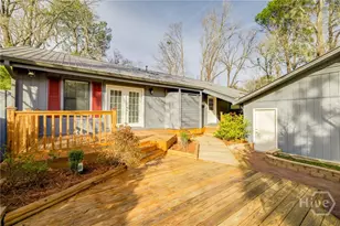 122 B C Smith Ave, Savannah, GA 31408 - Photo 5