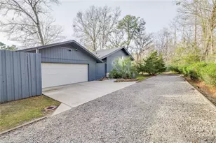122 B C Smith Ave, Savannah, GA 31408 - Photo 41