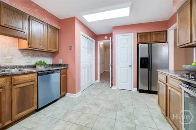 122 B, C Smith Avenue, Savannah, GA 31408 - Photo 13