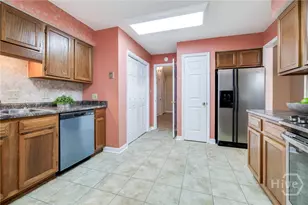 122 B C Smith Ave, Savannah, GA 31408 - Photo 13