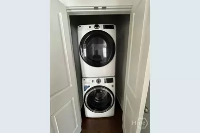 213 W 39 Street #B, Savannah, GA 31401 - Photo 3
