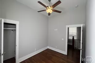 213 W 39th St, Savannah, GA 31401 - Photo 15