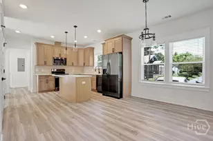 1005 E 35th St, Savannah, GA 31401 - Photo 11