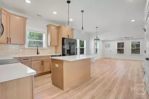 1005 E 35th St, Savannah, GA 31401 - Photo 13